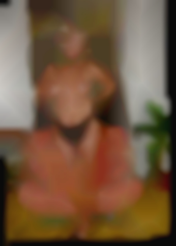 What women to say during sexphone horny di kasur?